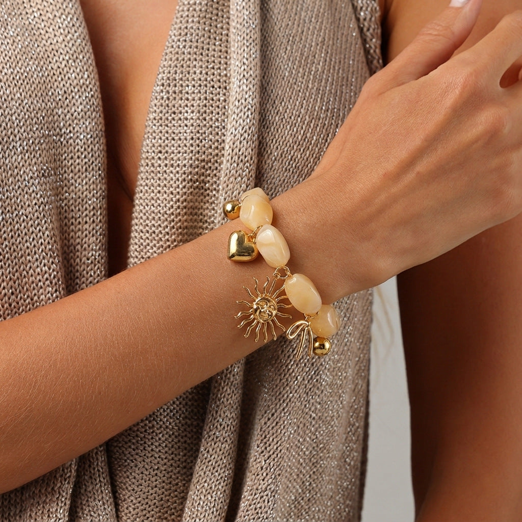 Lisa Olive Vintage Irregular Resin Beaded Sun Pendant Bracelet — image 3