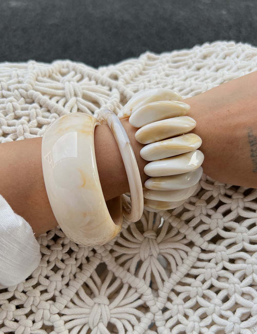 Cream Marble Resin Stretch Bracelet — bracelet