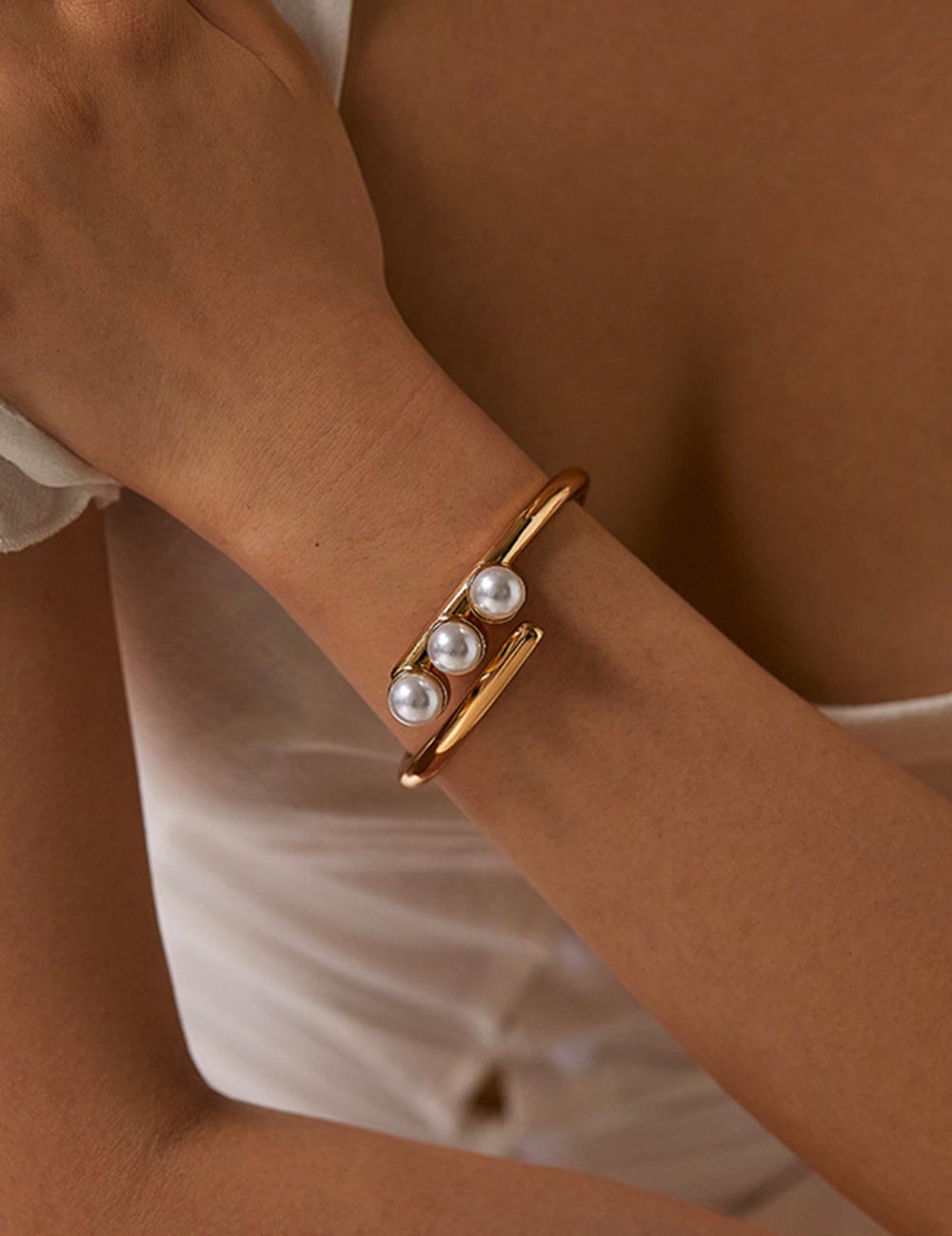 Geometric Open Cuff Bracelet — bracelet