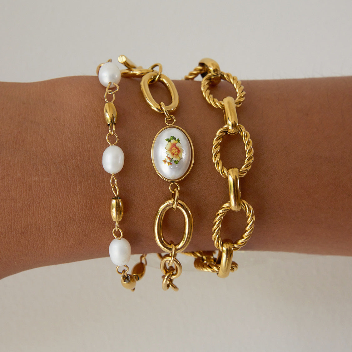 Chunky Splice Chain Bracelet — gold bracelet, view 2