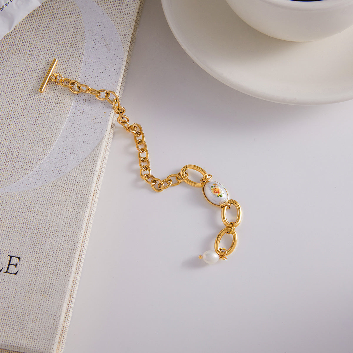 Chunky Splice Chain Bracelet — gold bracelet, view 7