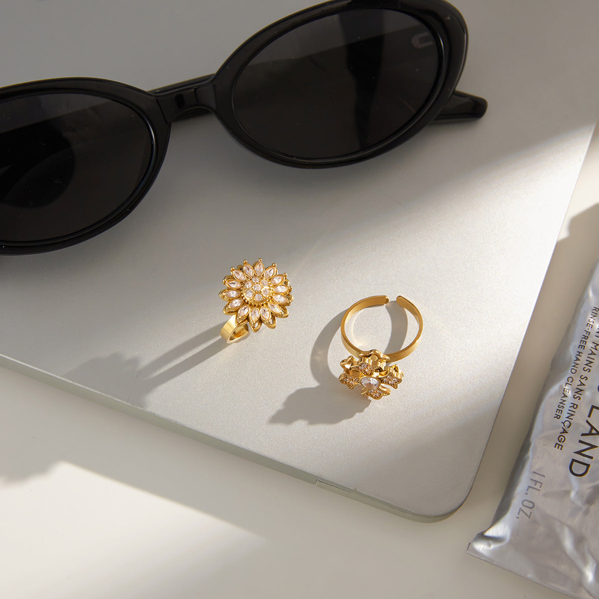 Rotatable Sunflower Zircon Ring — gold ring, view 5