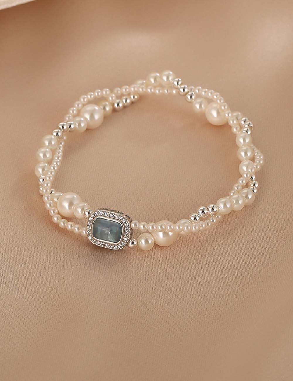 Double-Layer Faux Pearl Bracelet — white bracelet