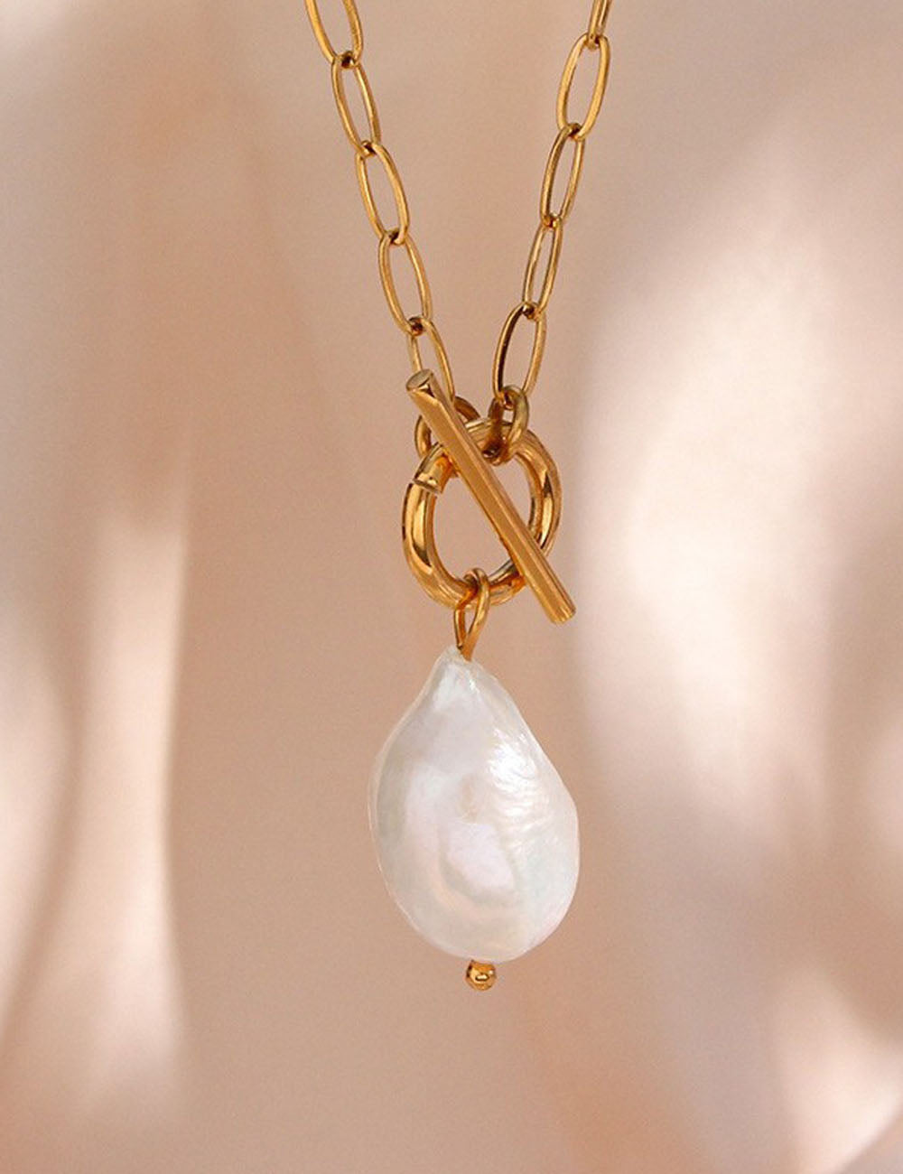 Baroque Pearl Toggle Necklace — gold necklace