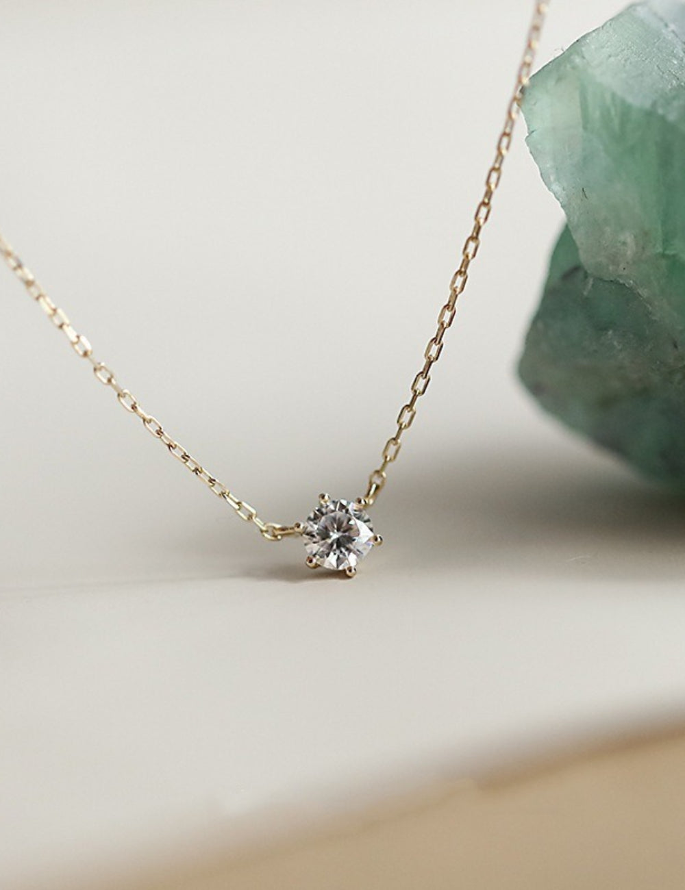 Kite Shaped Pendant Choker — gold necklace