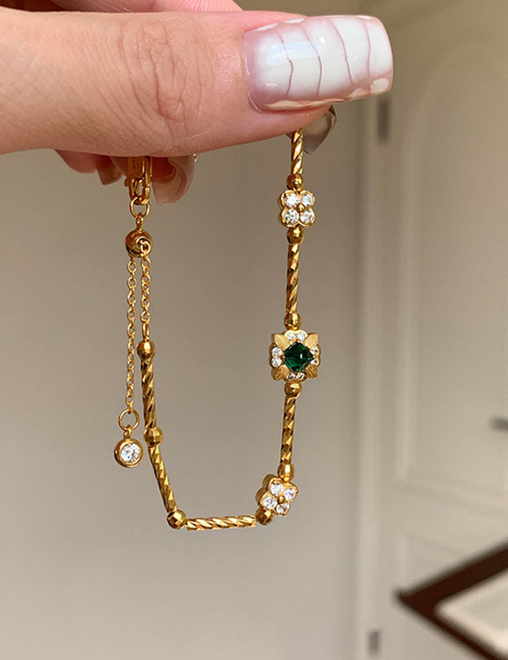 Rhinestone Flower Link Bracelet — gold bracelet
