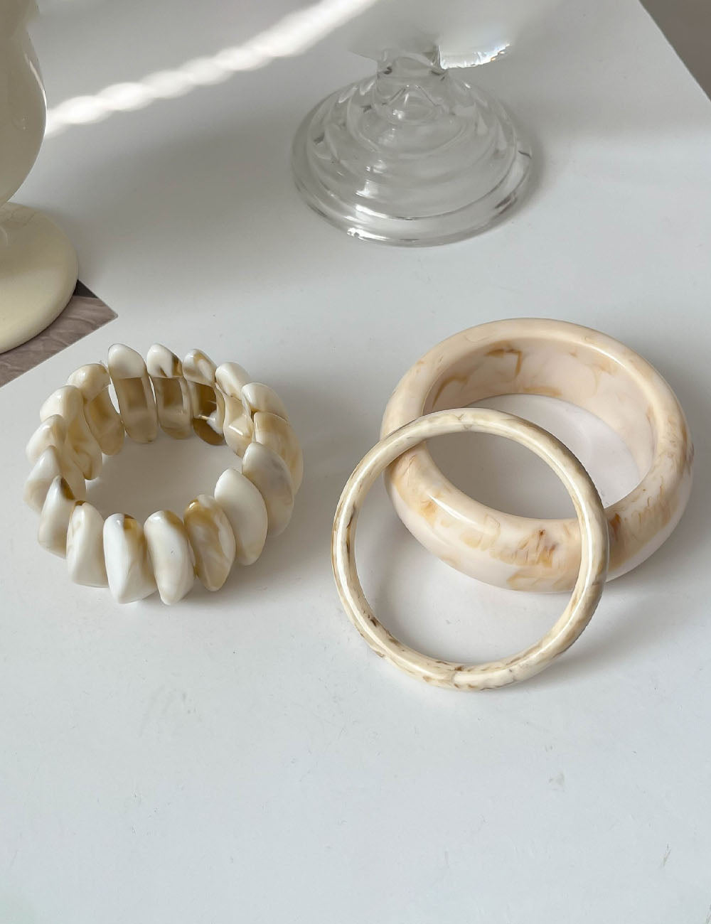 Elastic Irregular Resin Bangle — bracelet