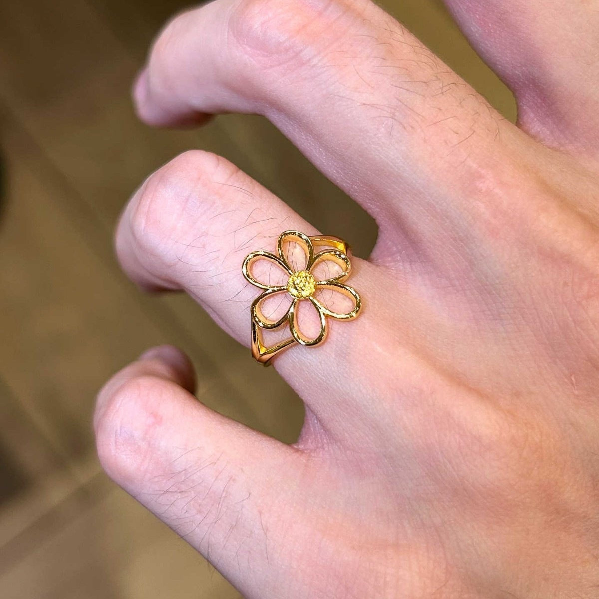 Hollow Daisy Floral Ring — ring, view 2