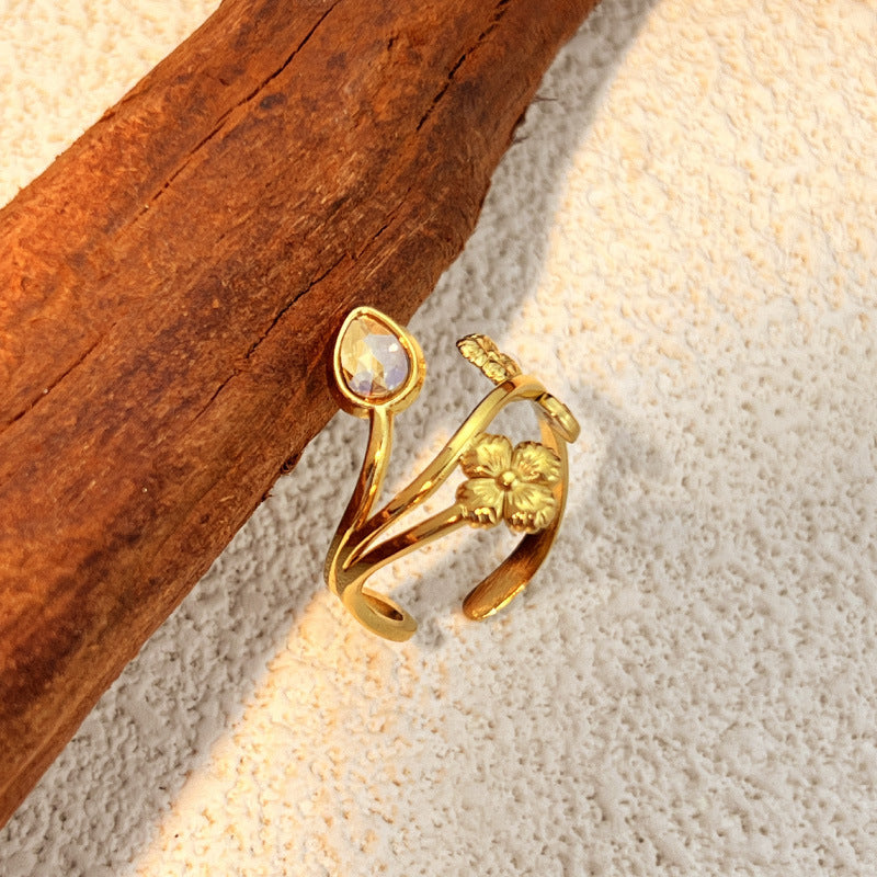 Exaggerated Heart Zirconia Ring — ring, view 5