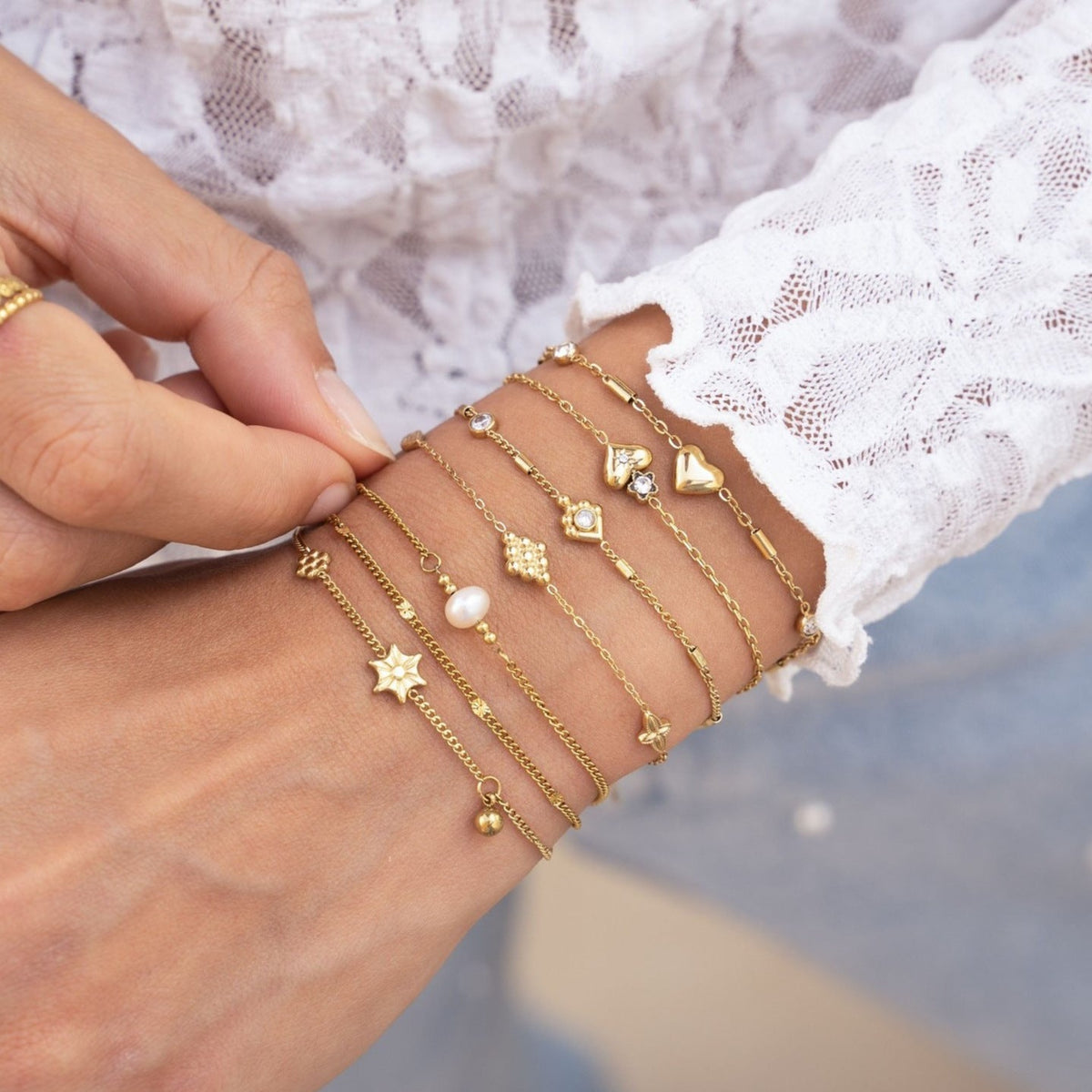 Fine Gold Zirconia Link Chain Bracelet — bracelet, view 3