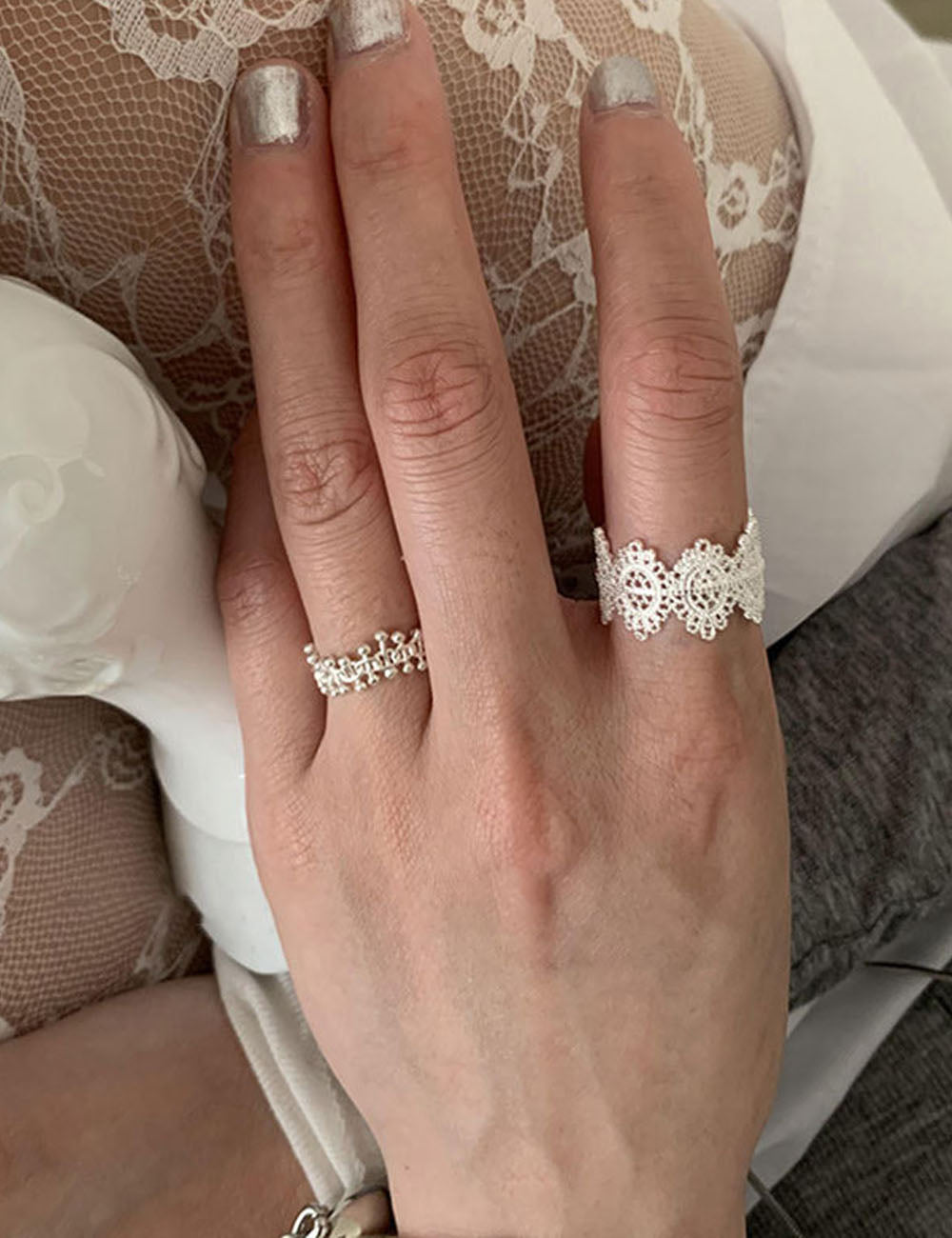Lace Hollow-Out Single Ring — ring