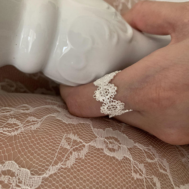 Lace Hollow-Out Single Ring — ring, view 3
