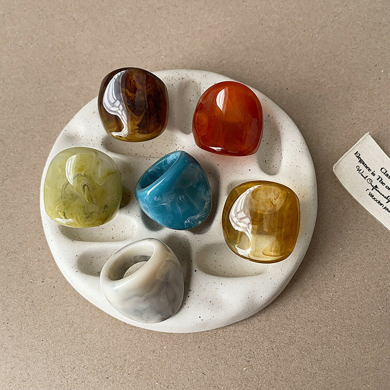 Chunky Solid-Colour Resin Ring — ring, view 3