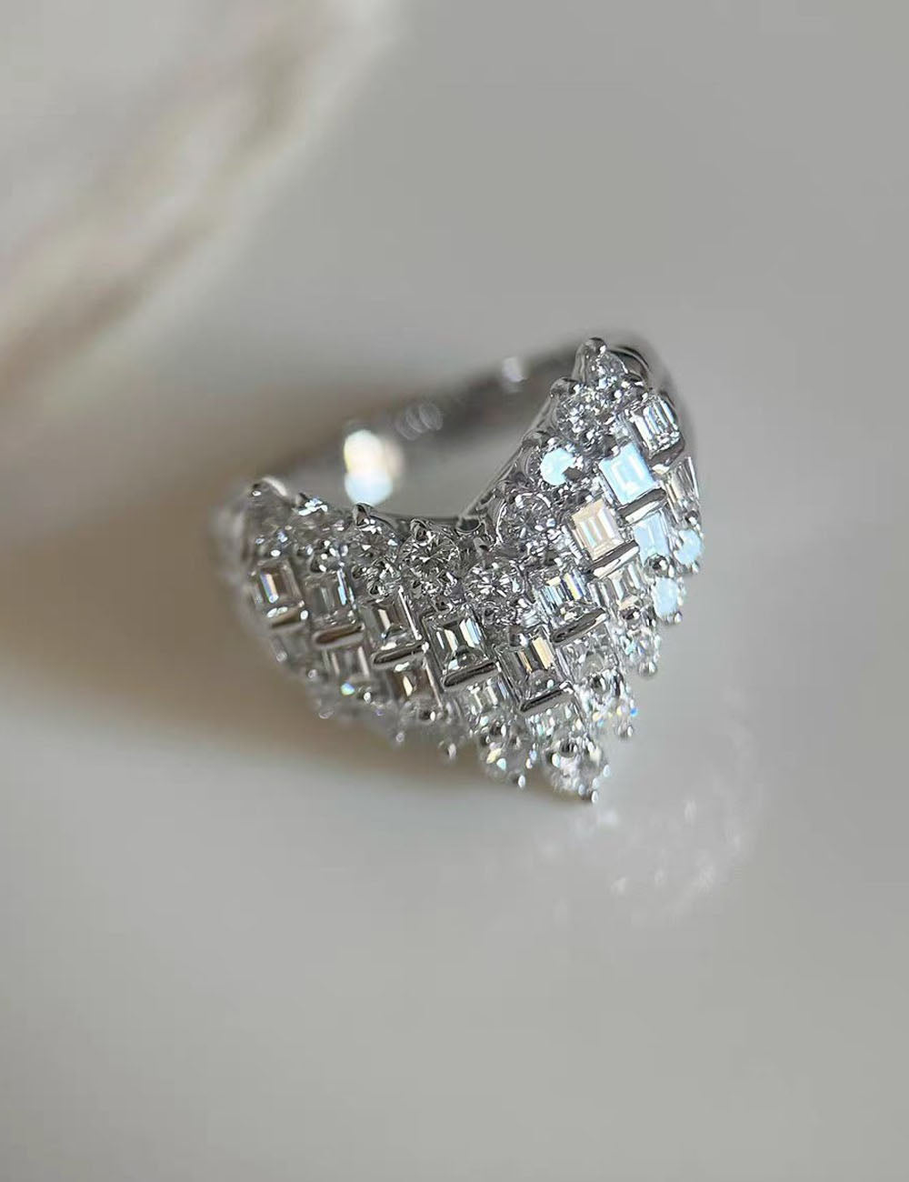 Rhinestone Heart Shape Ring — silver ring