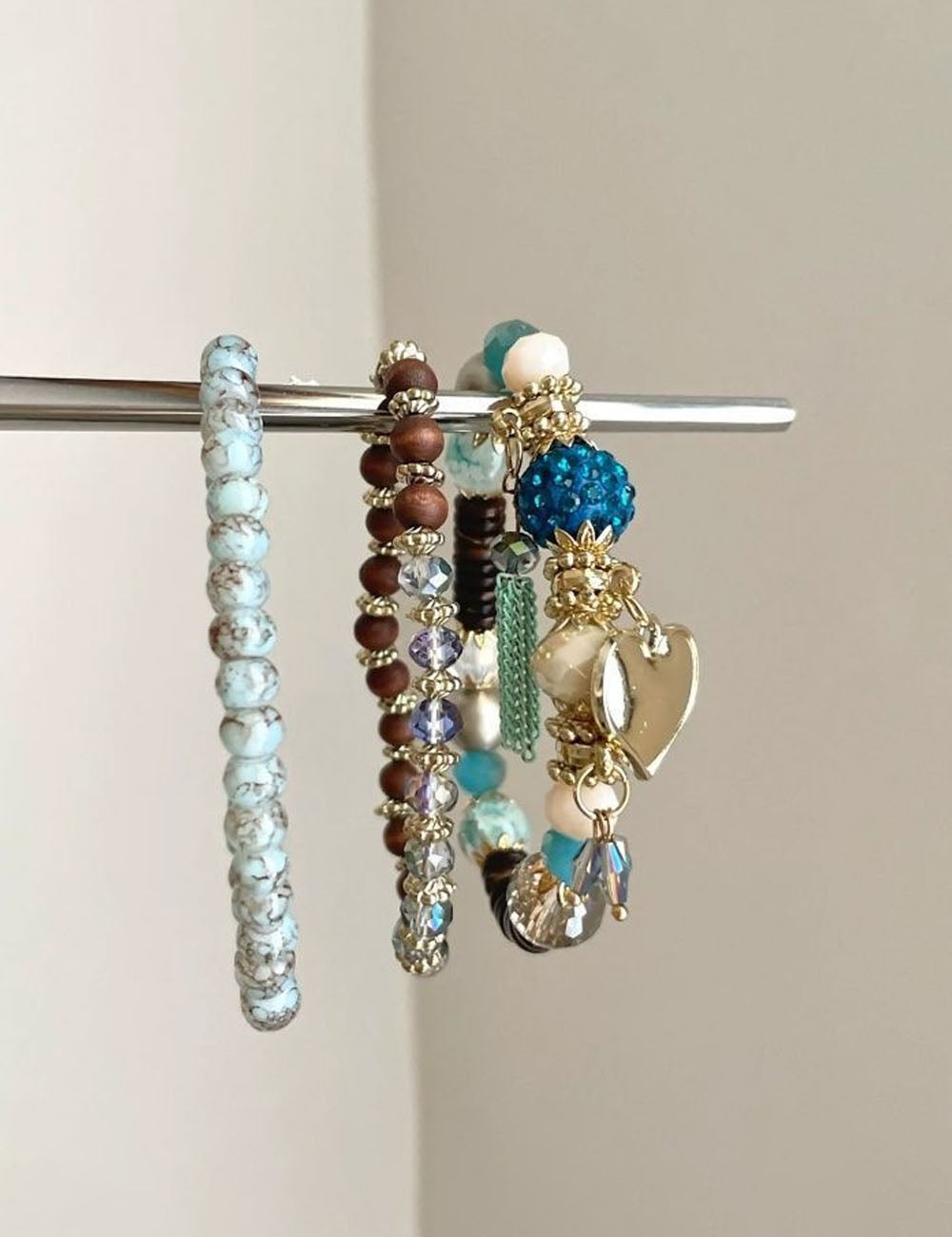 Heart Pendant Beaded Chain Bracelet — blue bracelet