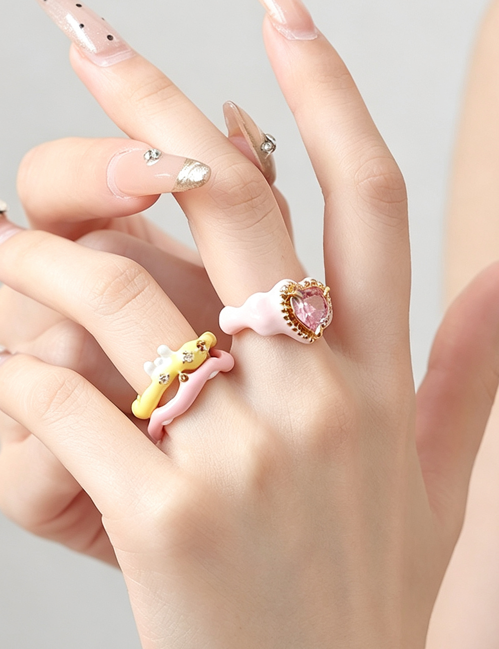 Sparkling Zircon Heart Ring — ring, view 4