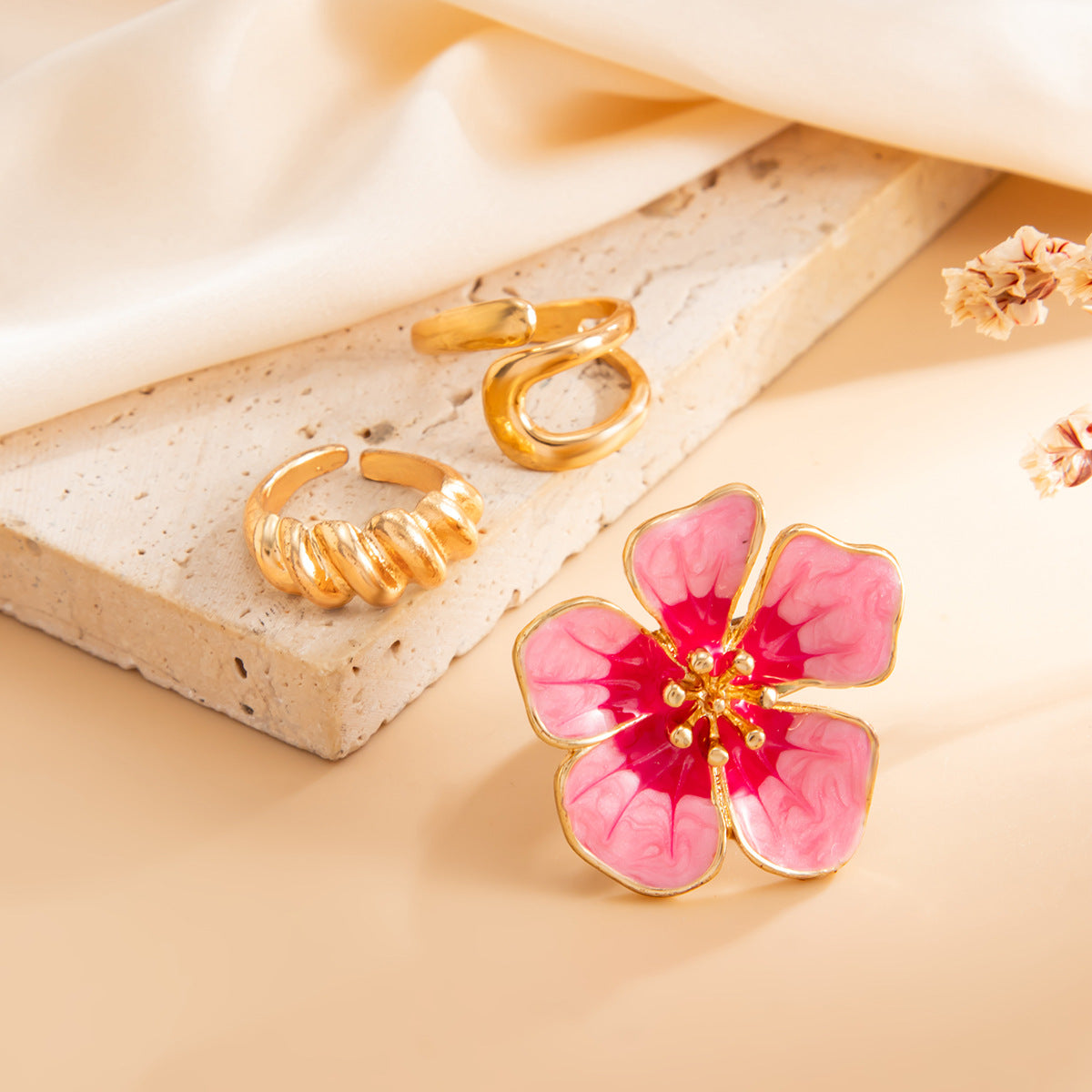 3D Floral Enamel Toe Ring Set — gold ring, view 3