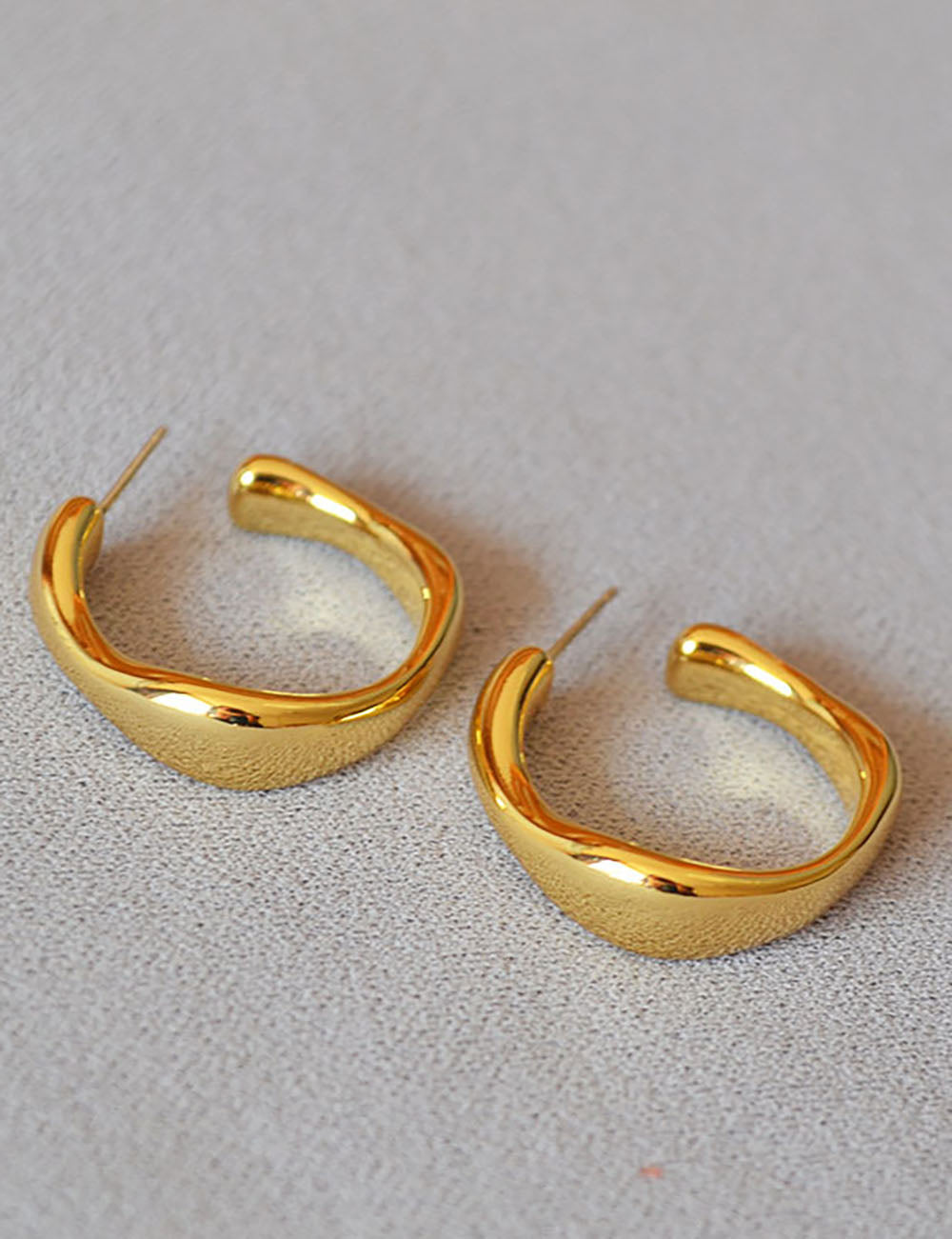 Irregular C-Shape Hoop Earrings — earrings