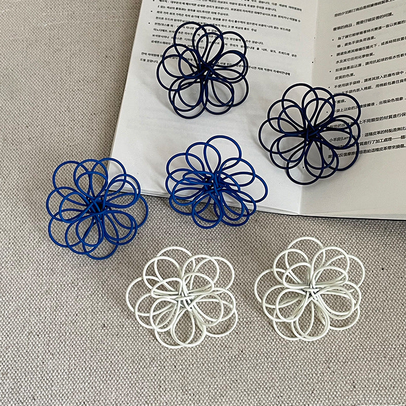 Hollow Floral Line Stud Earrings — earrings, view 2
