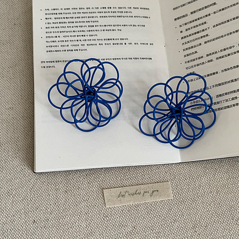 Hollow Floral Line Stud Earrings — earrings, view 3