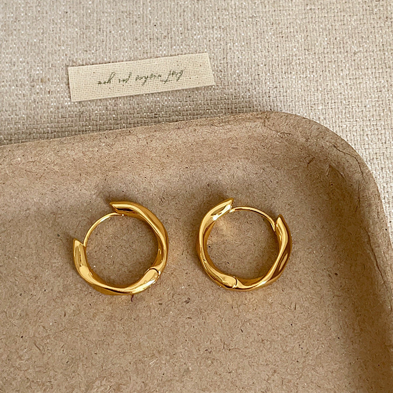 Twist Design Gold Hoop Earrings — earrings, view 2