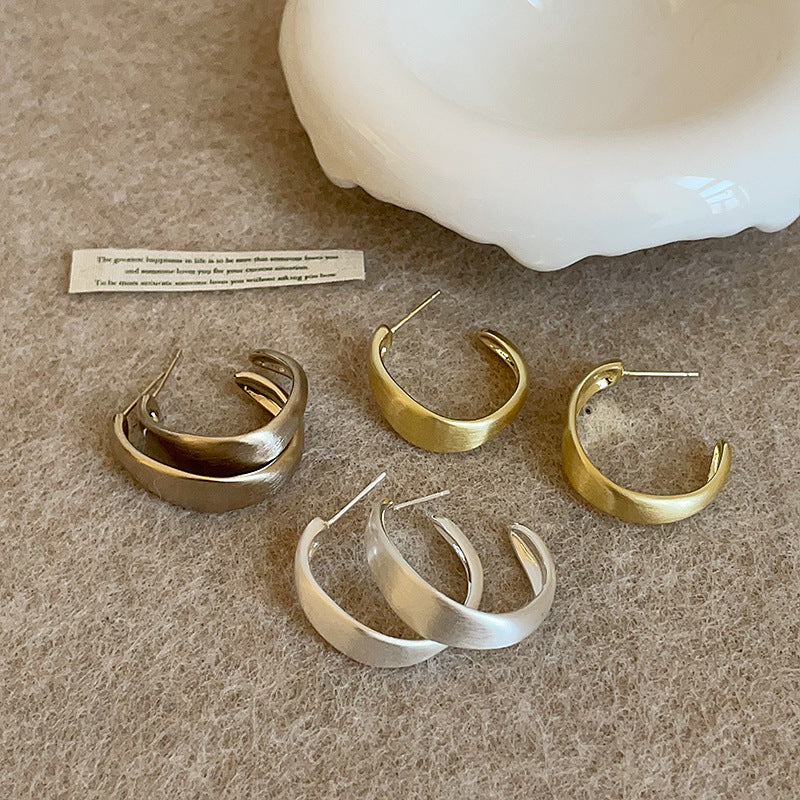 Irregular C-Shaped Stud Earrings — earrings, view 5