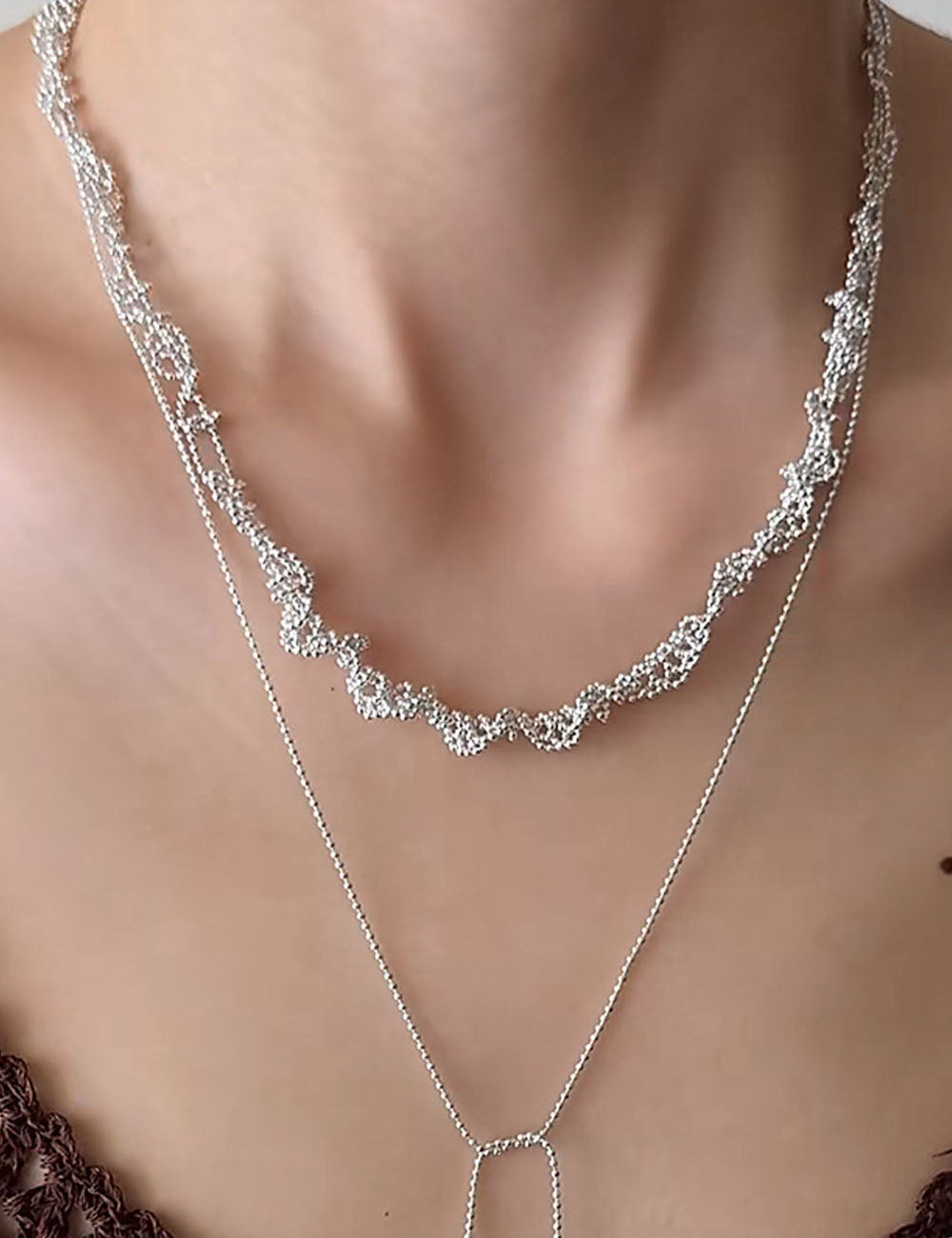 Irregular Twist Choker Necklace — silver necklace