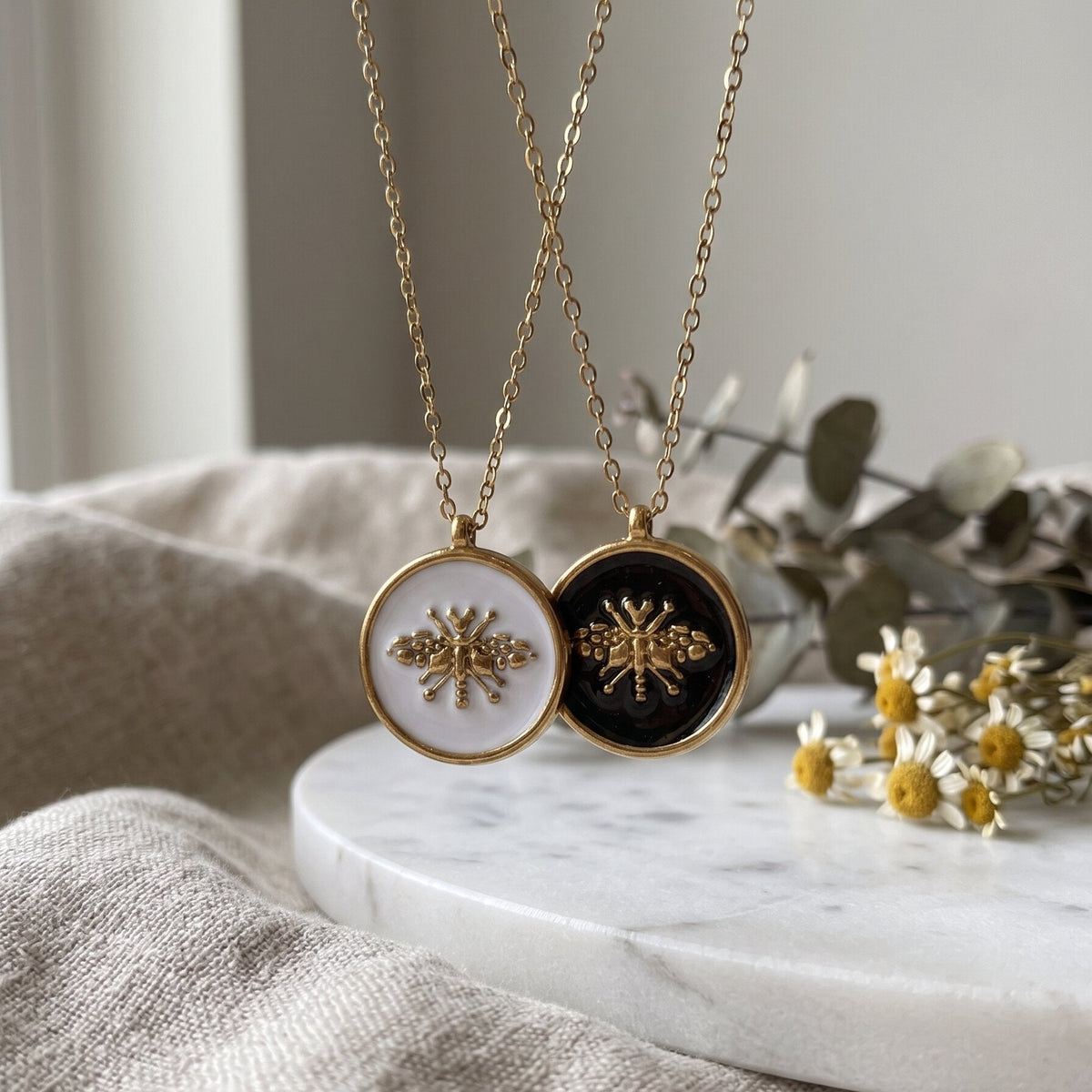 Disc Bee Pendant Choker — necklace, view 4