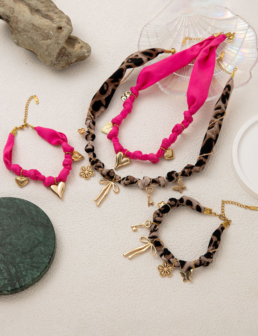 Bowknot Pendant Necklace — rose necklace