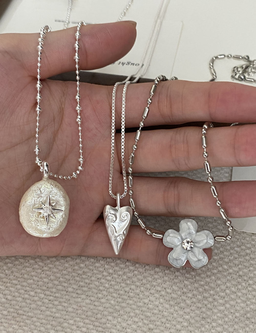 Floral Pendant Necklace — necklace