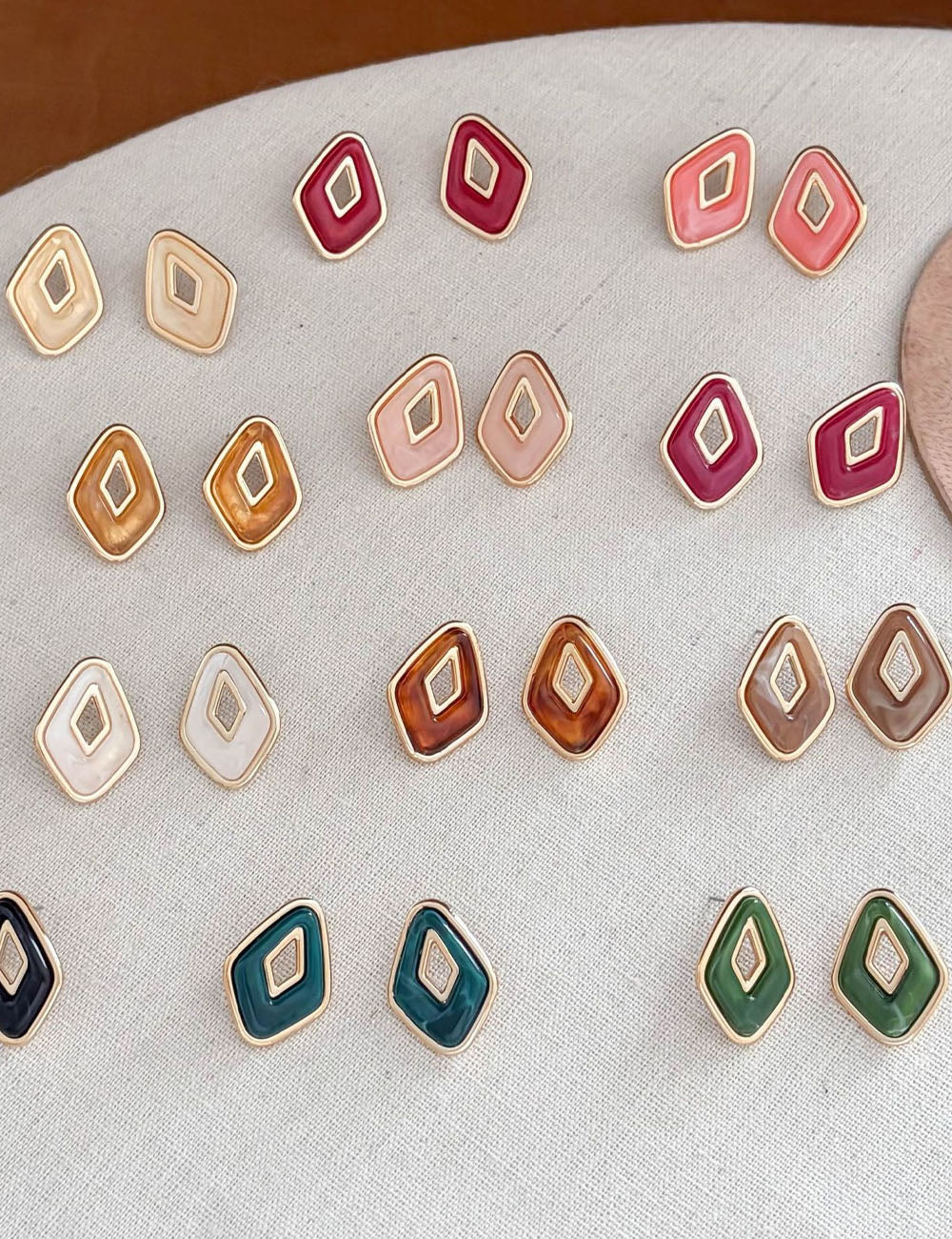 Hollow-Out Oval Acrylic Studs — earrings