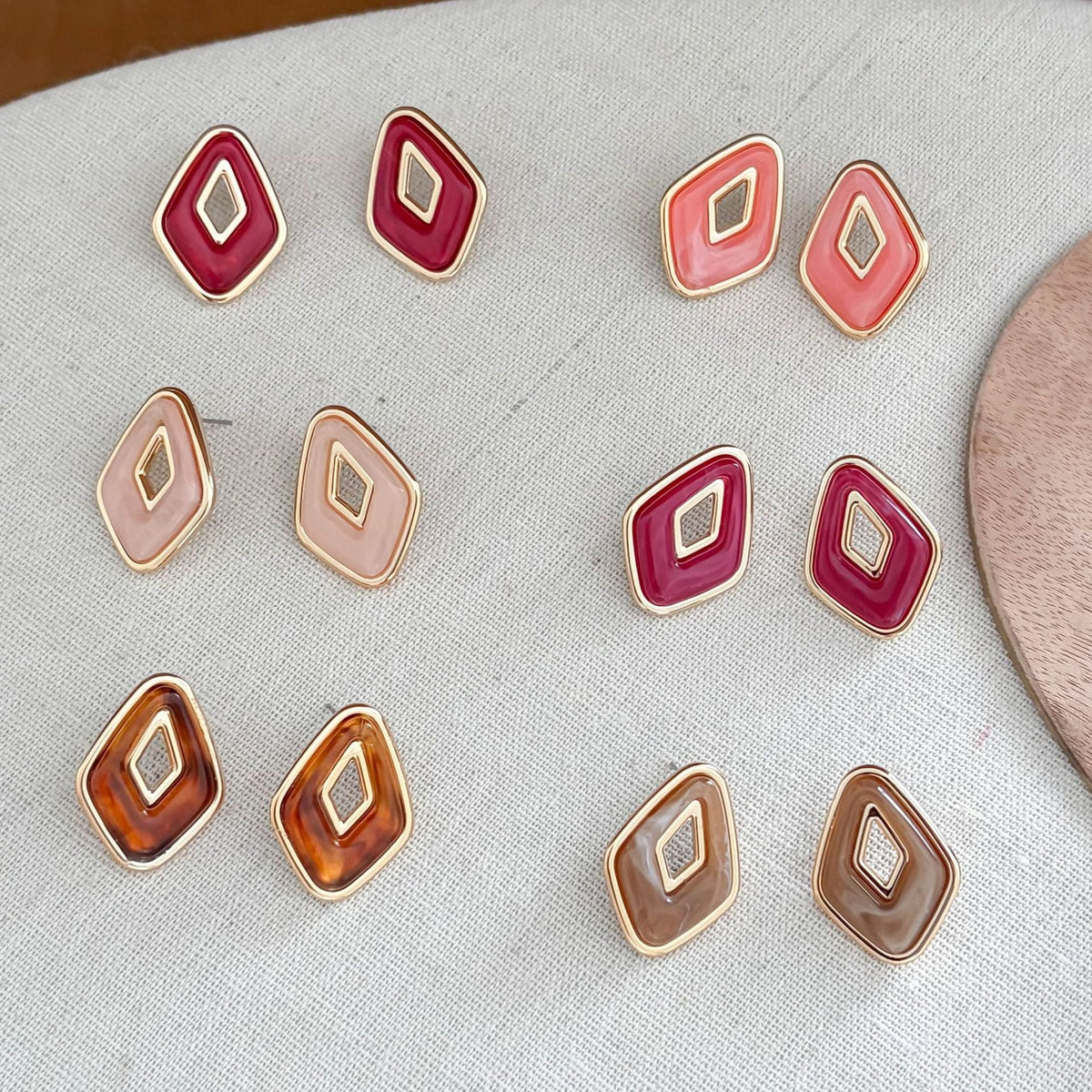 Hollow-Out Oval Acrylic Studs — earrings, view 3