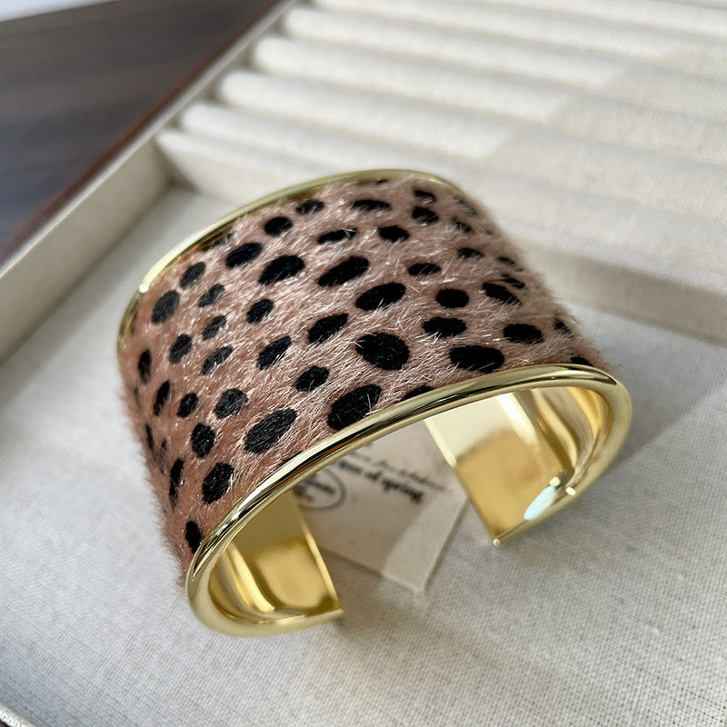 Zebra Leopard Alloy Cuff — bracelet, view 3