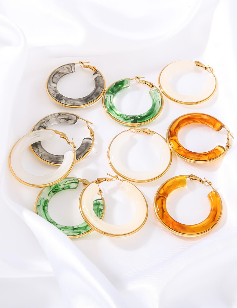 Round Acrylic Geometric Hoops — earrings