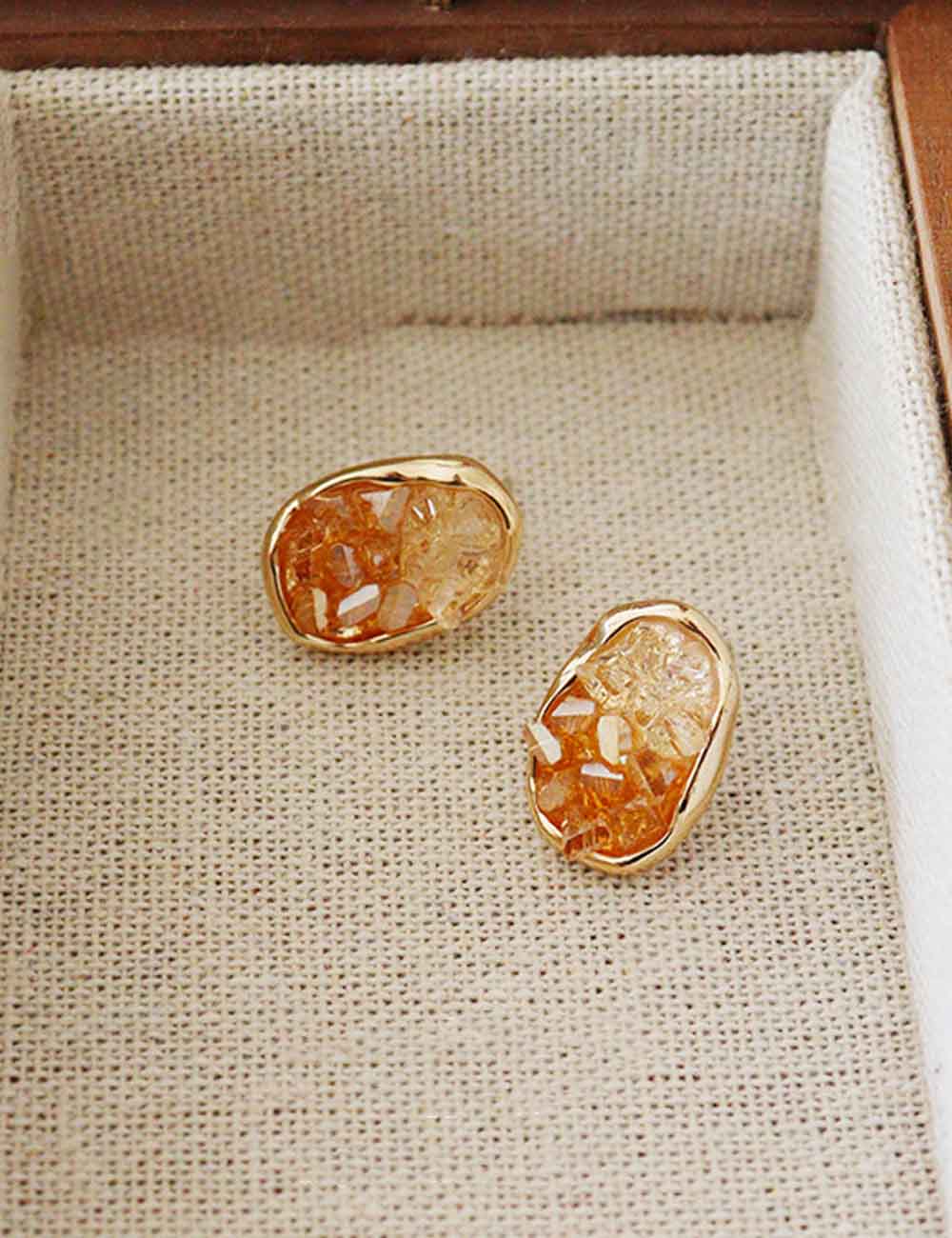 Oval Crystal Geometric Stud Earrings — earrings