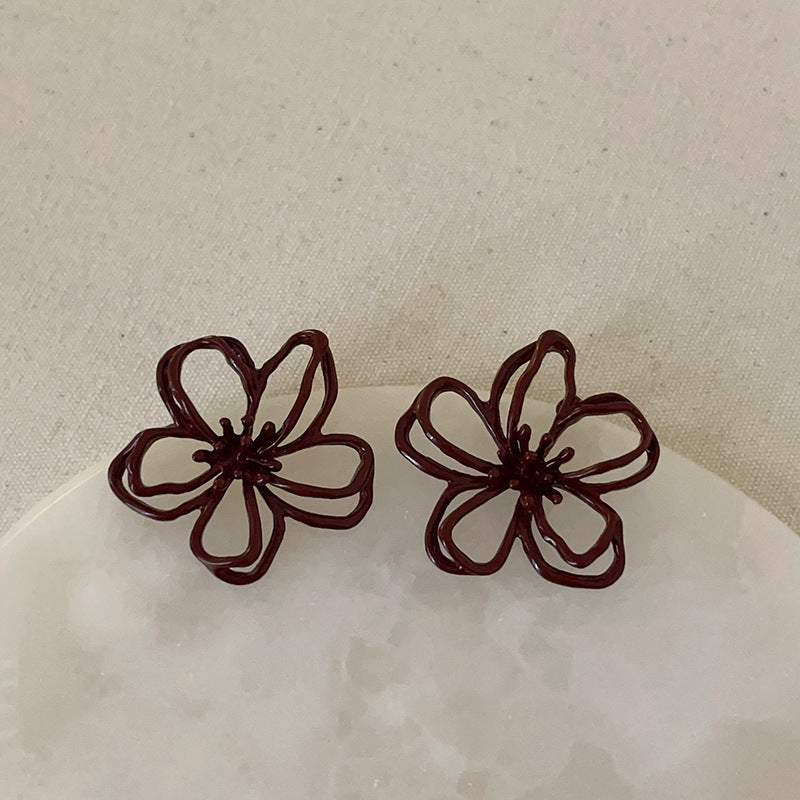 Hollow-Out Flower Stud Earrings — red earrings, view 4